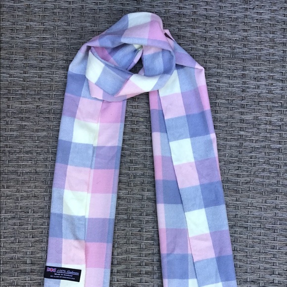 100% Cashmere Scarf - Picture 3 of 4